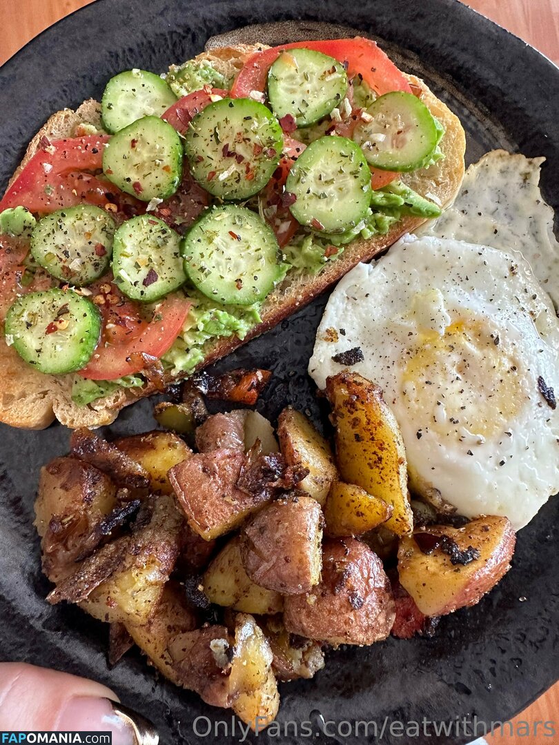 eatwithmars / eatwithmars_ Nahý OnlyFans  Uniklá fotka #62