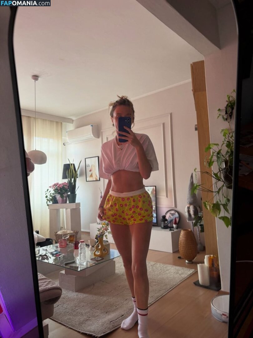 1ecemkaravus / Ecem Karavus / ecmkrvs / https: Nahý OnlyFans  Uniklá fotka #12