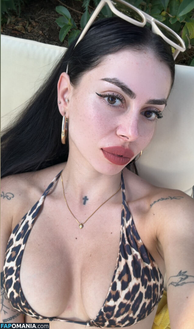 Edibe Bereket / Madamelyax Nahý OnlyFans  Uniklá fotka #4