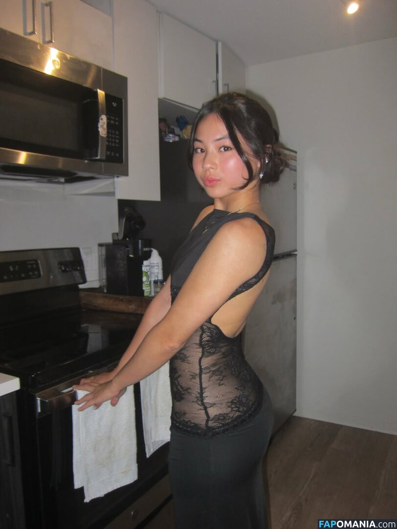 Elaine Gu / elainegu_ Nahý OnlyFans  Uniklá fotka #6