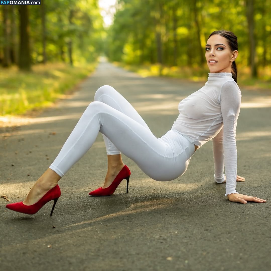 electric_miss / electric_miss_ / electric_miss_more Nahý OnlyFans  Uniklá fotka #16