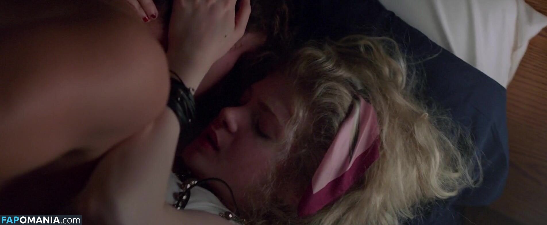 Elena Kampouris Nahý OnlyFans  Uniklá fotka #4