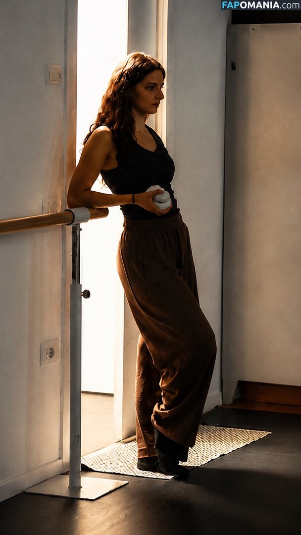 Eleonora Zars / just.Zara / nora_zara Nahý OnlyFans  Uniklá fotka #12