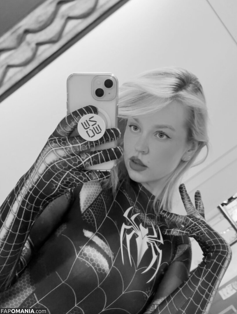 ElinaJasmin / ej_stream / https: Nahý OnlyFans  Uniklá fotka #2