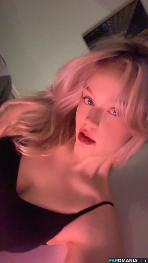 ElinaJasmin / ej_stream / https: Nahý OnlyFans  Uniklá fotka #4