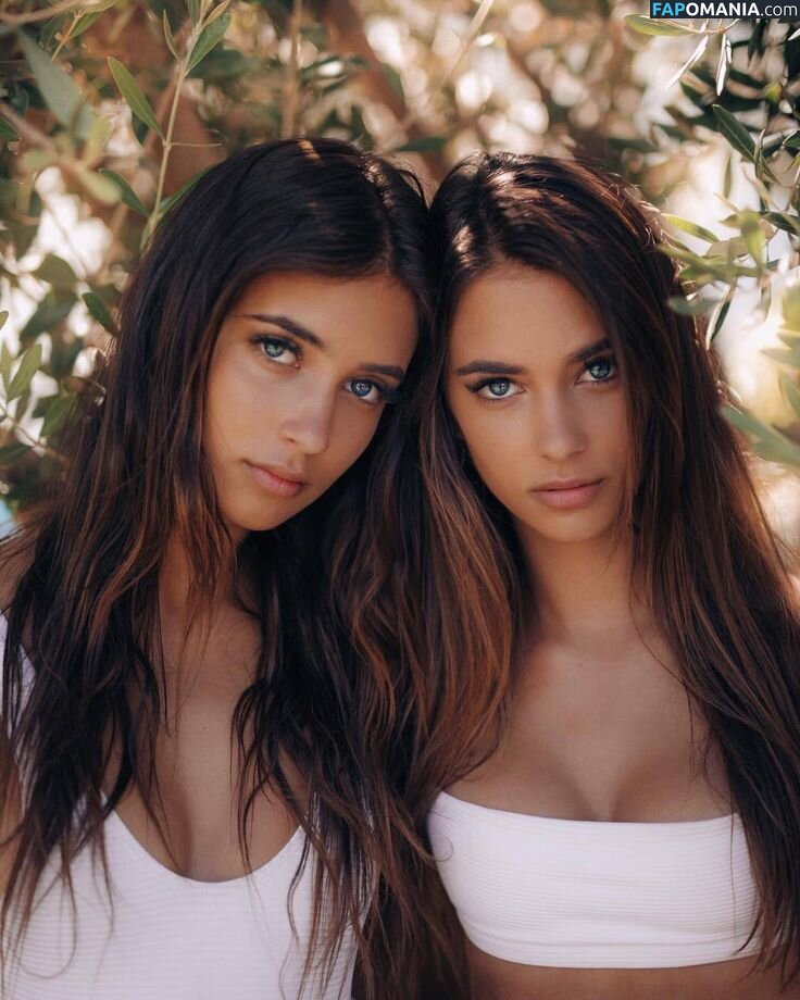 Elisha & Renee Herbert / elisha__h Nahý OnlyFans  Uniklá fotka #207