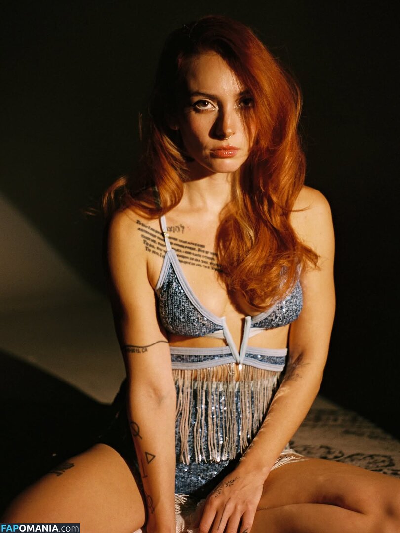 ElIZAGRACEMUSIC / Eliza Grace / elizaxograce / iamelizagrace_ Nahý OnlyFans  Uniklá fotka #94