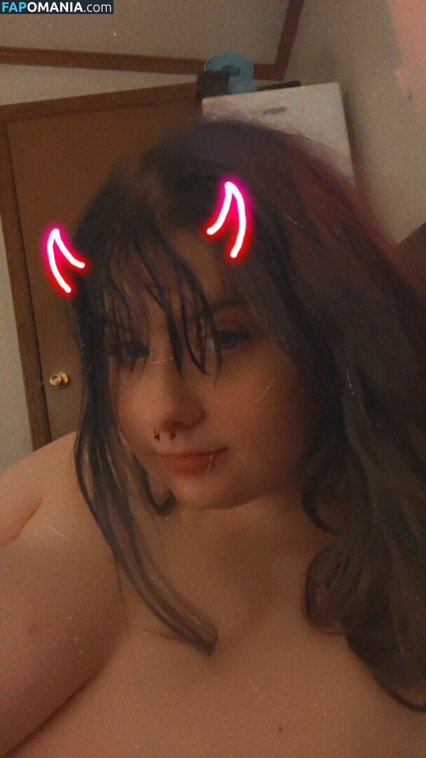 Eliza Makki / cryspiitz / elizamakki / https: Nahý OnlyFans  Uniklá fotka #13