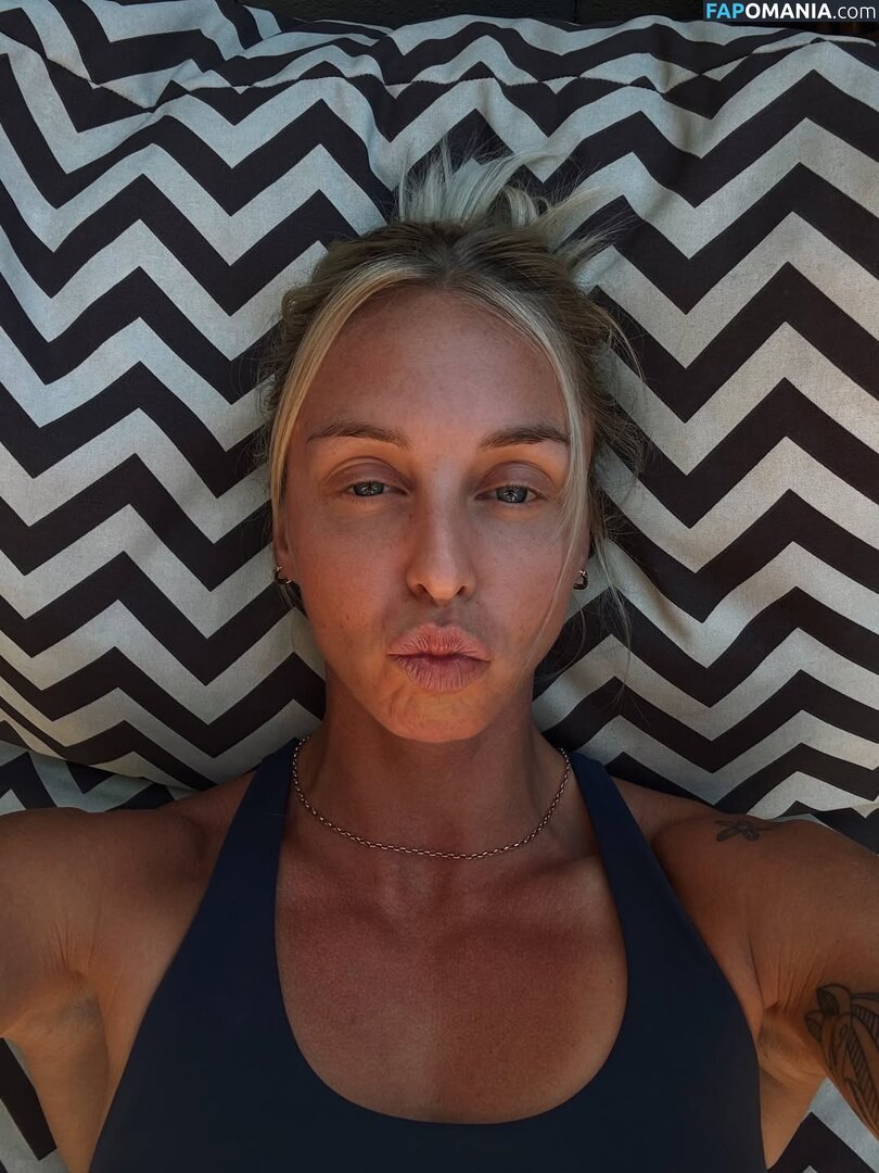 Elizabeth Clay / Liz Clay / lizclay_ Nahý OnlyFans  Uniklá fotka #9