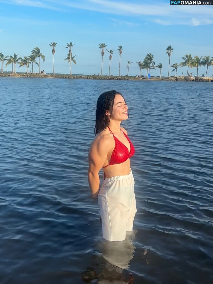 Elizabeth Reynoso / elizabethreyoso Nahý OnlyFans  Uniklá fotka #5