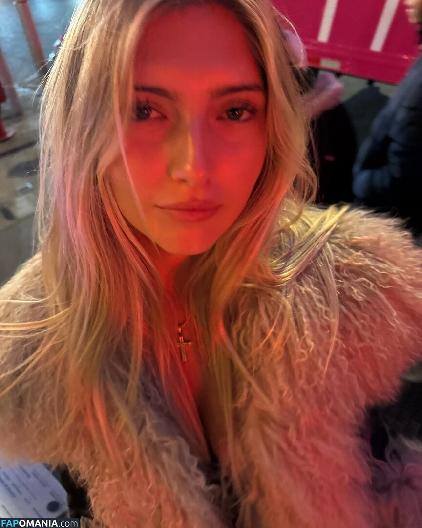 Ella Ailiff Nahý OnlyFans  Uniklá fotka #3