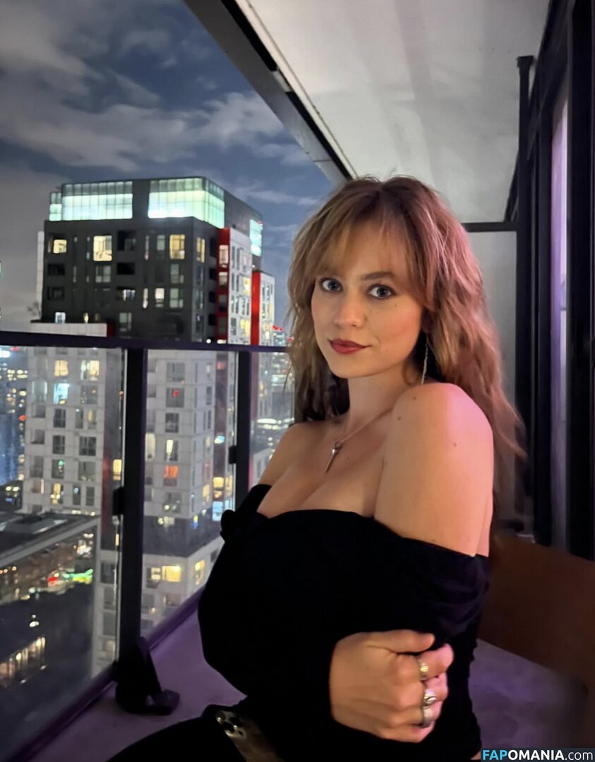 Ella Ballentine / ellaballentine Nahý OnlyFans  Uniklá fotka #3