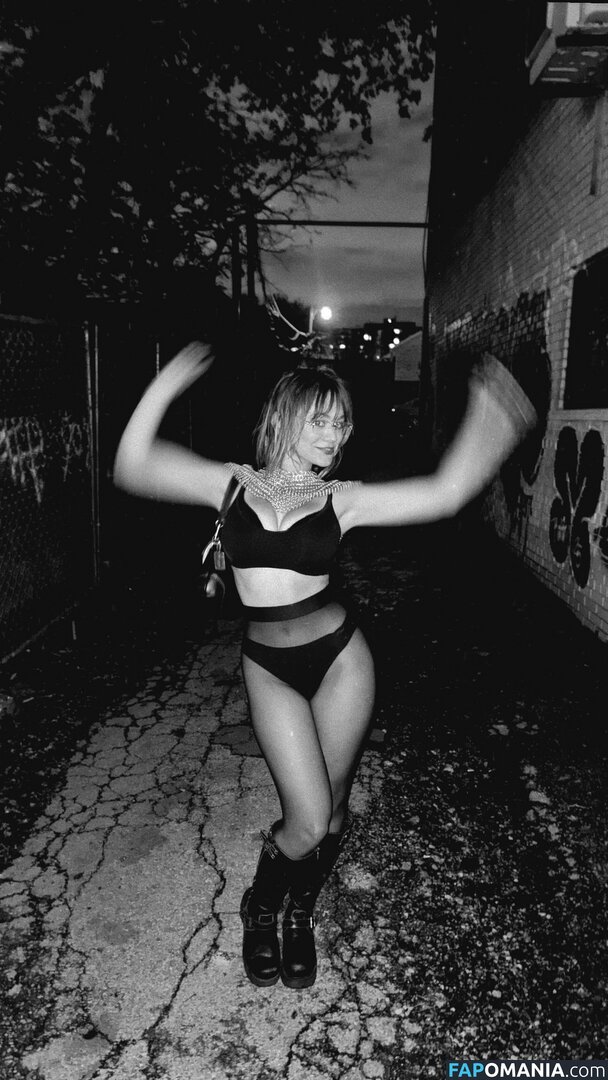 Ella Ballentine / ellaballentine Nahý OnlyFans  Uniklá fotka #8