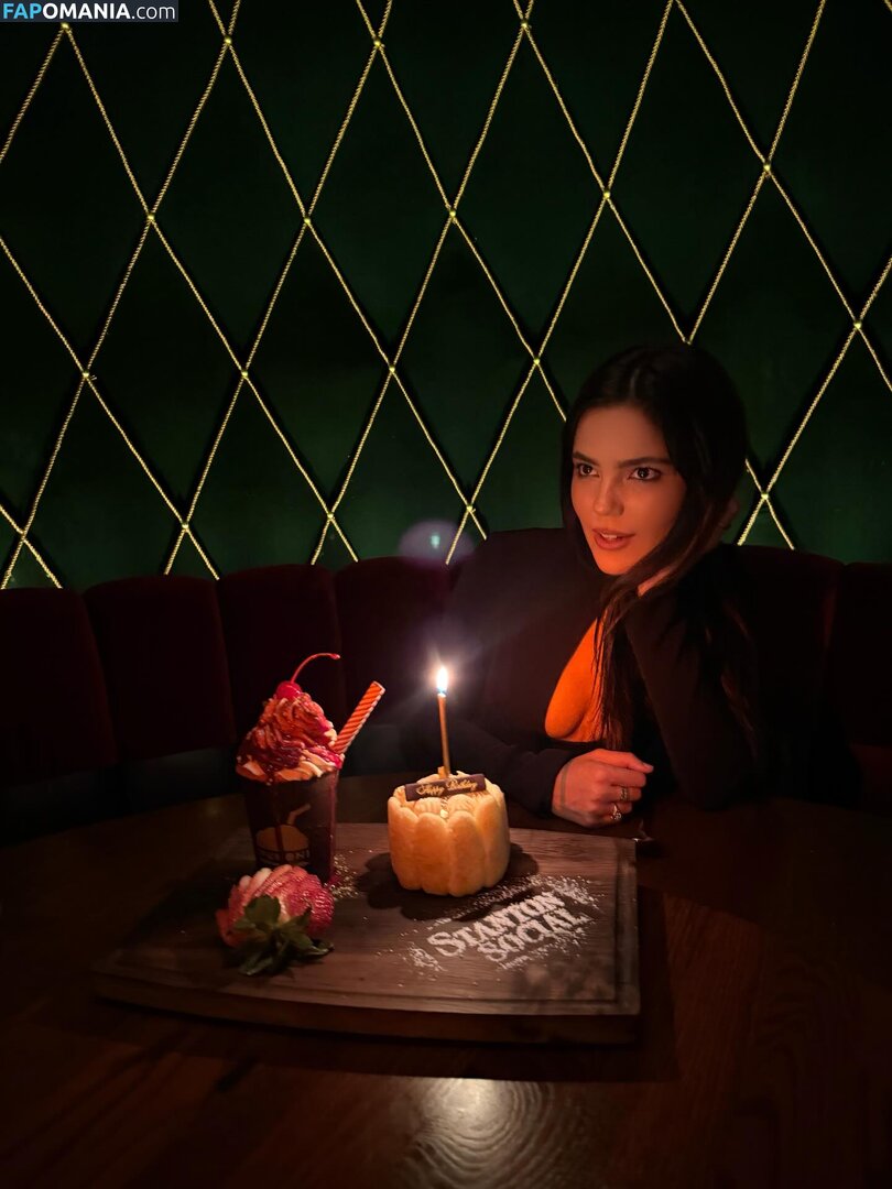 Ella Mendelsohn / ellamendelsohn Nahý OnlyFans  Uniklá fotka #445