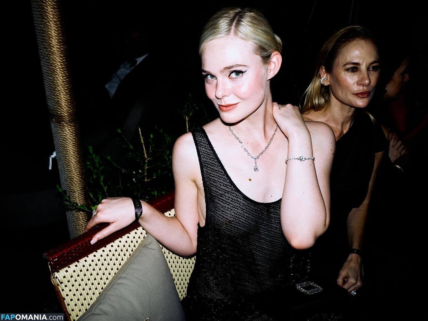 Elle Fanning / ellefanning Nahý OnlyFans  Uniklá fotka #23