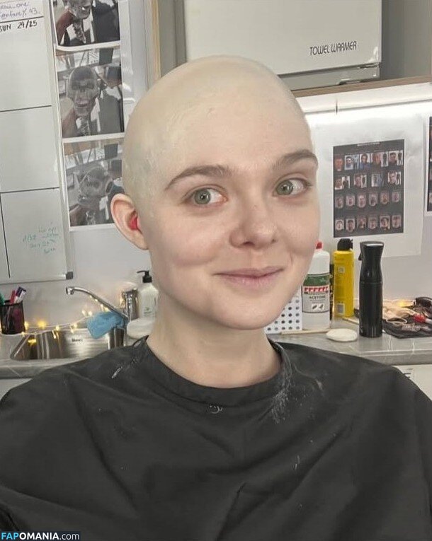 Elle Fanning / ellefanning Nahý OnlyFans  Uniklá fotka #49