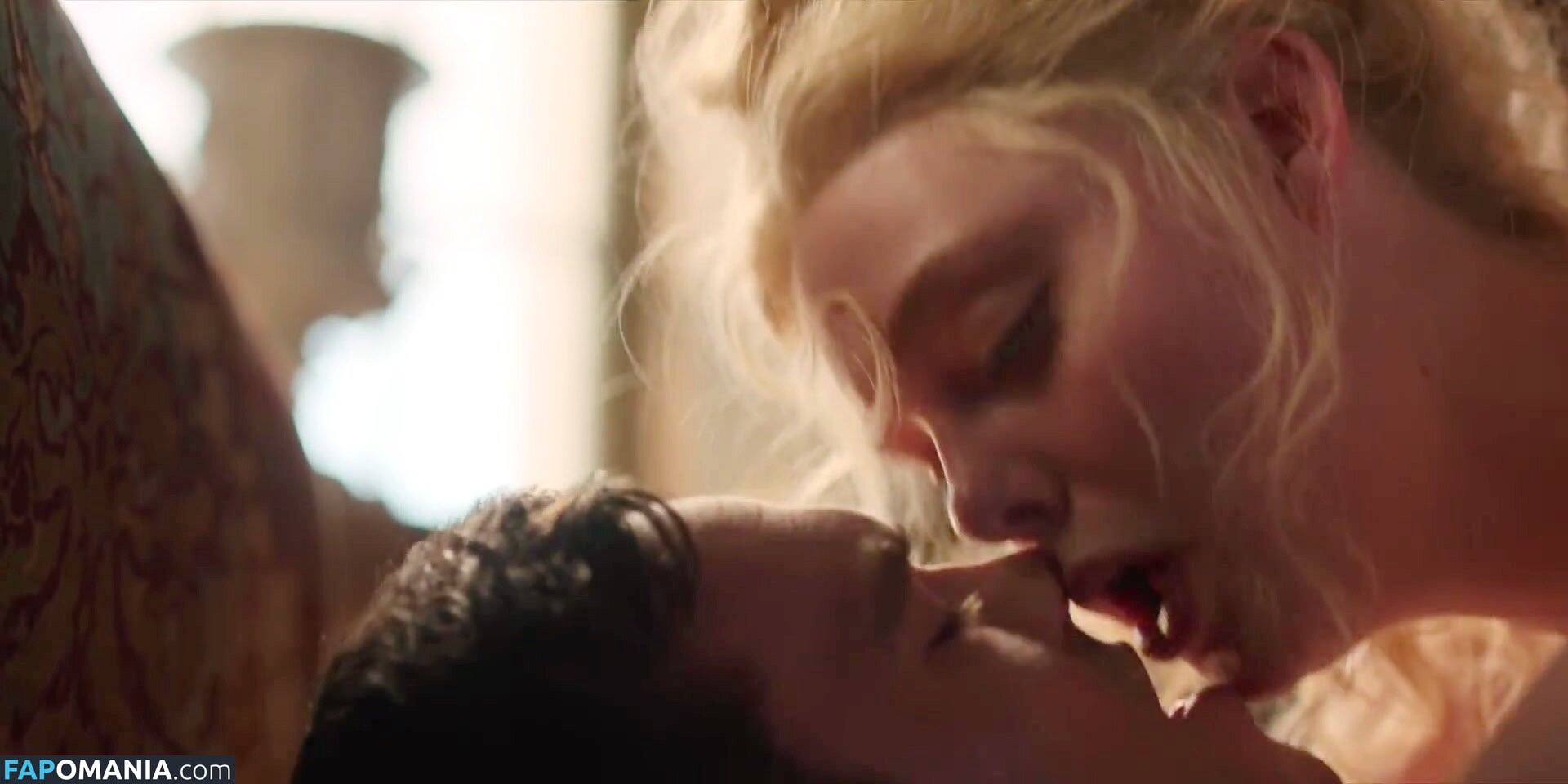 Elle Fanning / ellefanning Nahý OnlyFans  Uniklá fotka #72