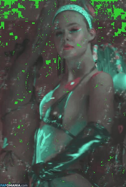 Elle Fanning / ellefanning Nahý OnlyFans  Uniklá fotka #109