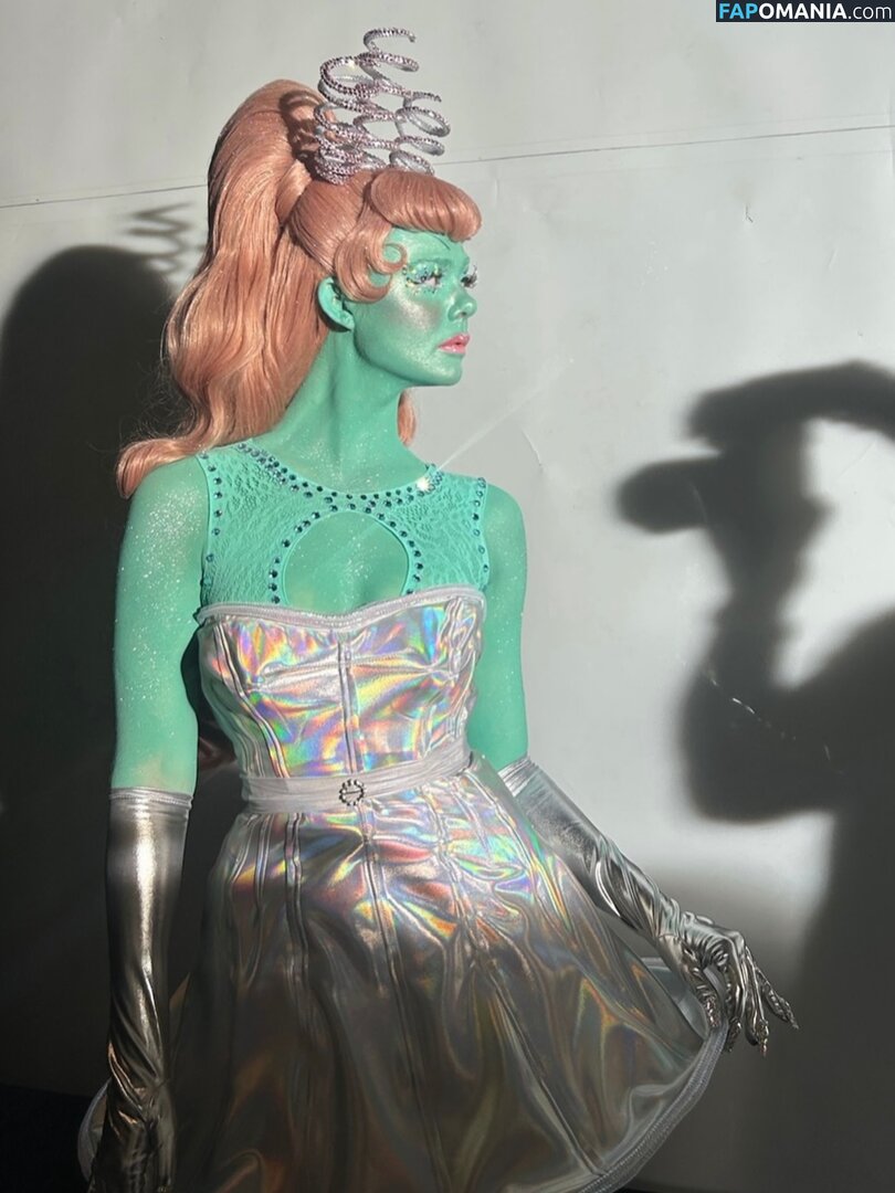 Elle Fanning / ellefanning Nahý OnlyFans  Uniklá fotka #137