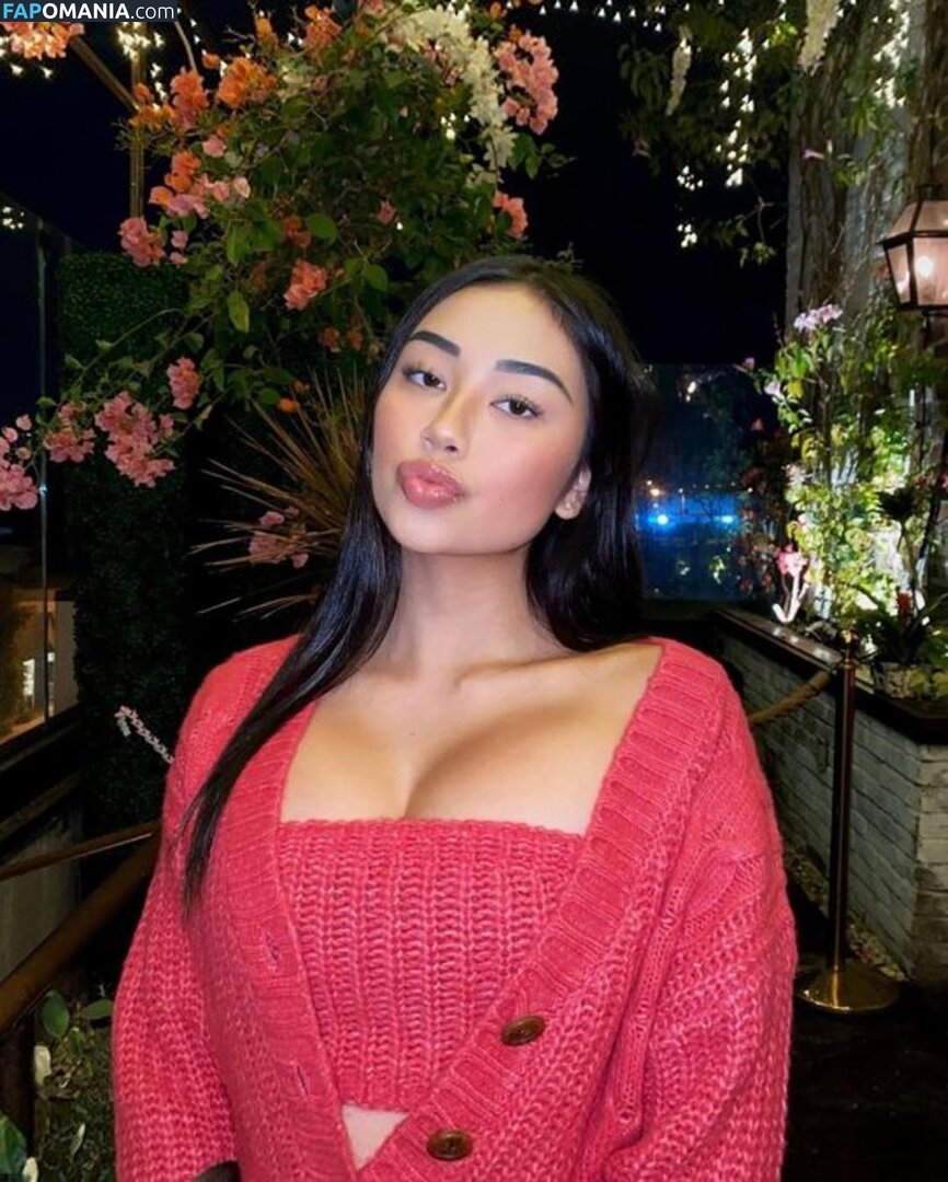 elleriemarie Nahý OnlyFans  Uniklá fotka #8