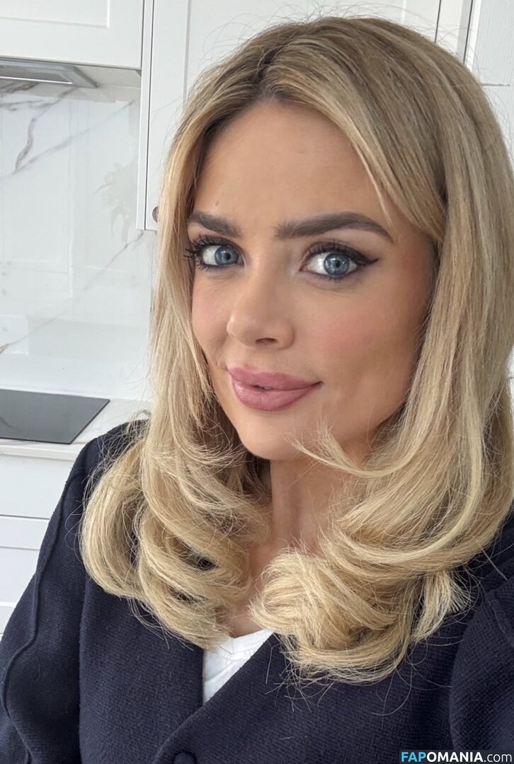 Ellie Costello / elliecostellotv Nahý OnlyFans  Uniklá fotka #6