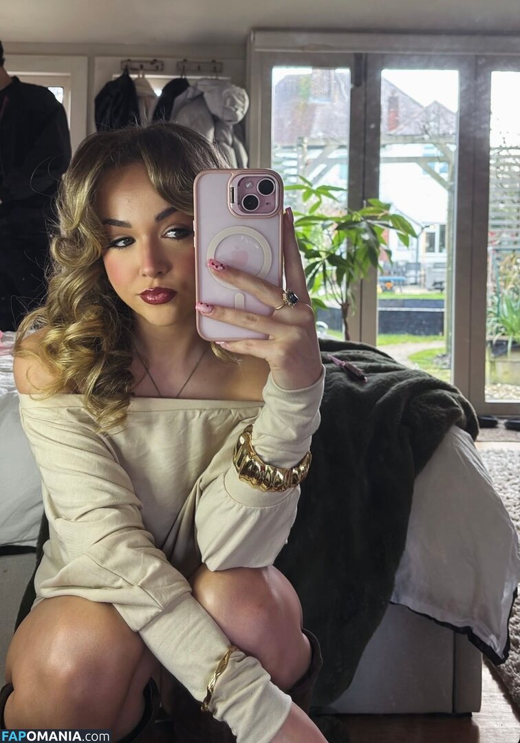 Ellie Dadd / elliedadd_ Nahý OnlyFans  Uniklá fotka #1