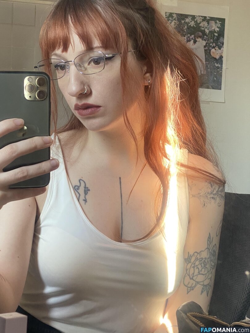 Ellie Haze / sgh.ellieehaze Nahý OnlyFans  Uniklá fotka #4