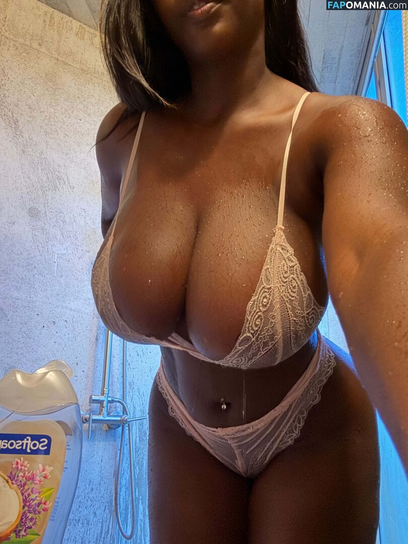 Ellie The Empress / _ellietheempress_ / empresselliee Nahý OnlyFans  Uniklá fotka #9
