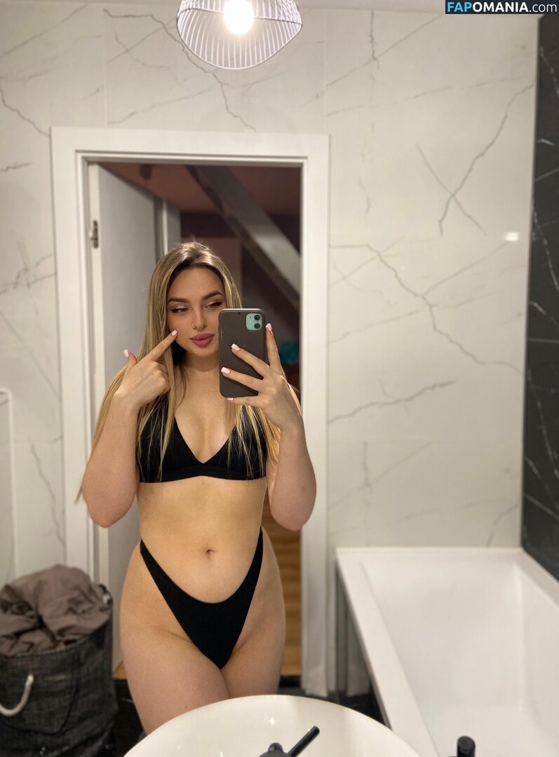 Elsa Elaine / elsaelaine Nahý OnlyFans  Uniklá fotka #5