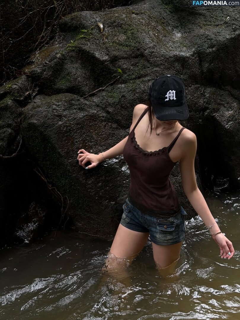 Elyn Leong / elynleonggg / https: Nahý OnlyFans  Uniklá fotka #5