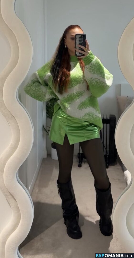 Elzthewitch Nahý OnlyFans  Uniklá fotka #2