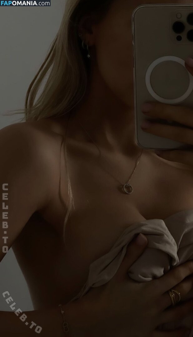 Ema Louise / emalouiise / emaxlouise Nahý OnlyFans  Uniklá fotka #9