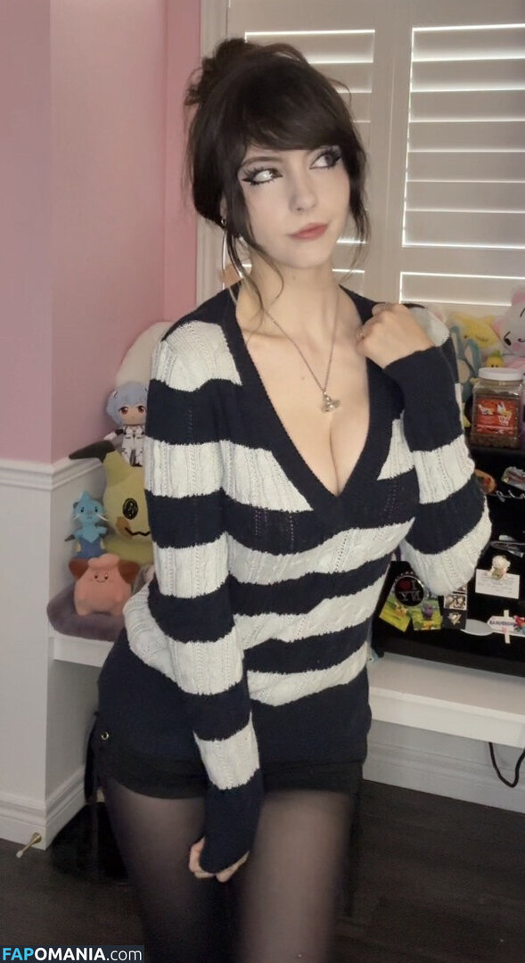 __emiki / em098 / emik28 / emiki / emiki28 / ilovekitties.28 Nahý OnlyFans  Uniklá fotka #1