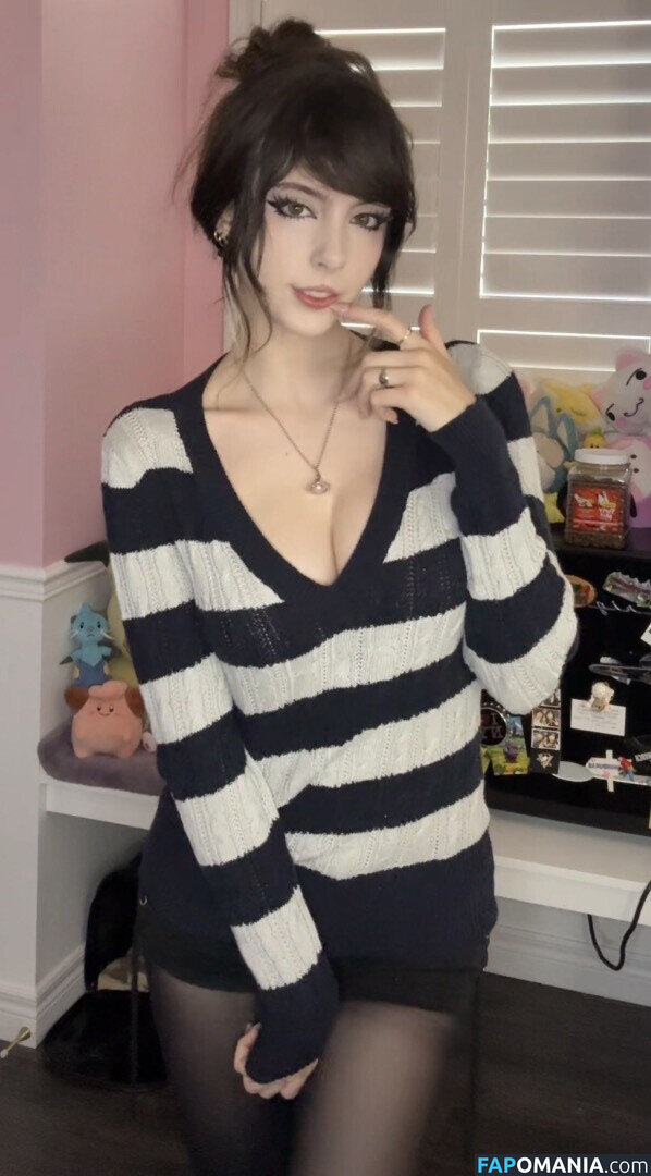 __emiki / em098 / emik28 / emiki / emiki28 / ilovekitties.28 Nahý OnlyFans  Uniklá fotka #2