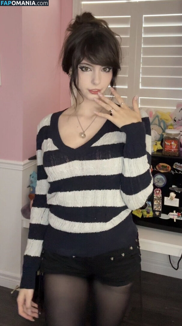 __emiki / em098 / emik28 / emiki / emiki28 / ilovekitties.28 Nahý OnlyFans  Uniklá fotka #7