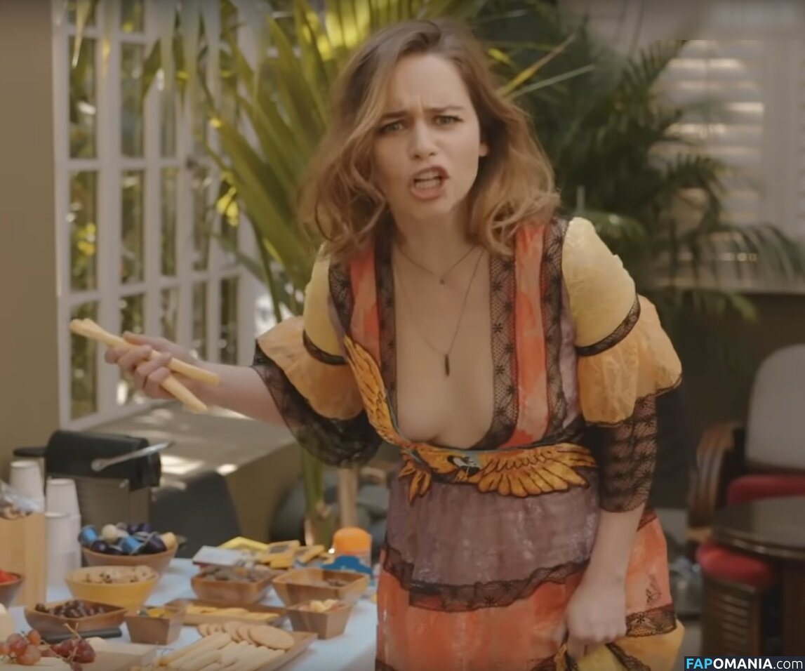 Emilia Clarke / clarkeyxo / emilia_clarke / emiliaclarke Nahý OnlyFans  Uniklá fotka #735