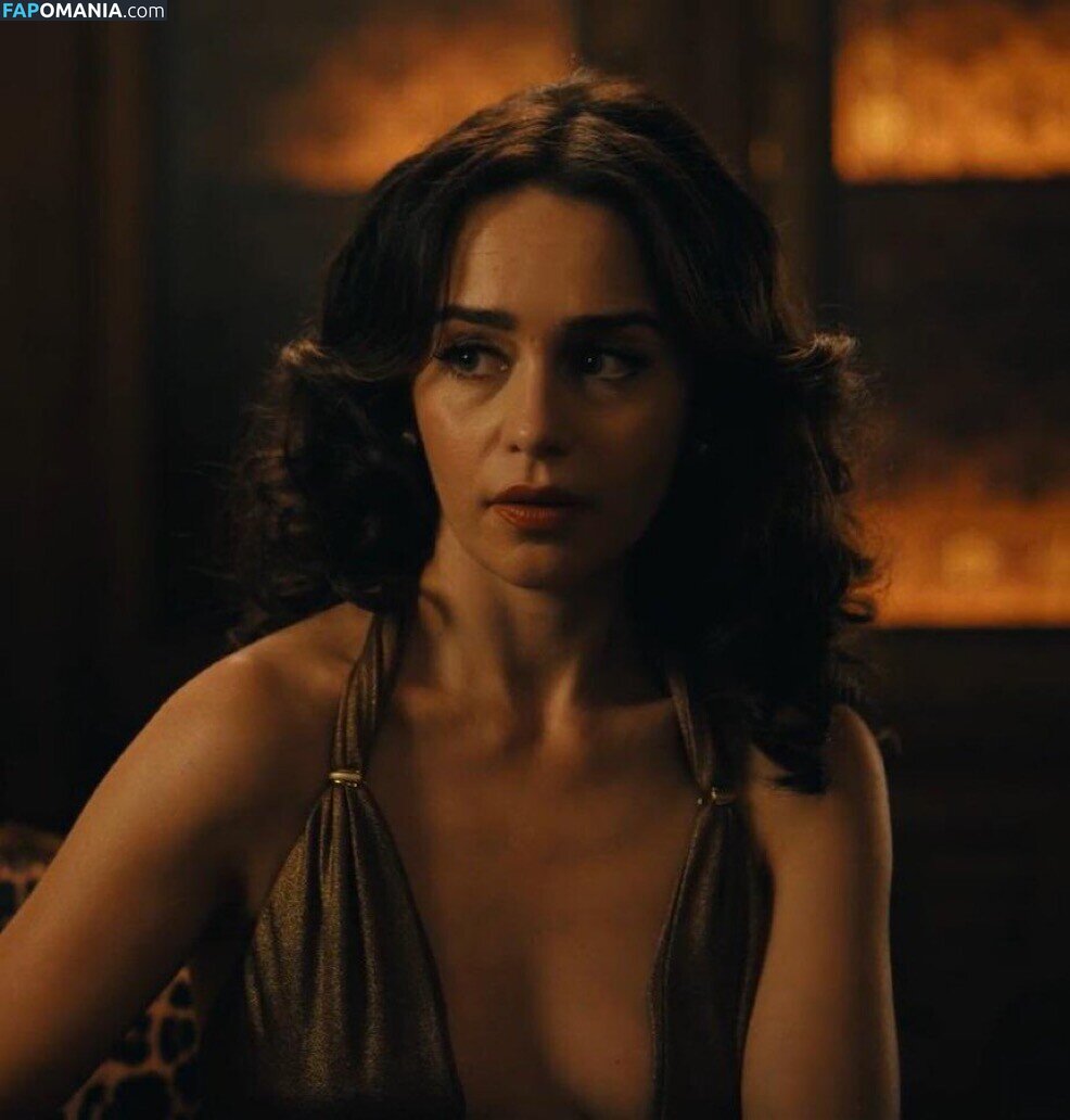 Emilia Clarke / clarkeyxo / emilia_clarke / emiliaclarke Nahý OnlyFans  Uniklá fotka #910