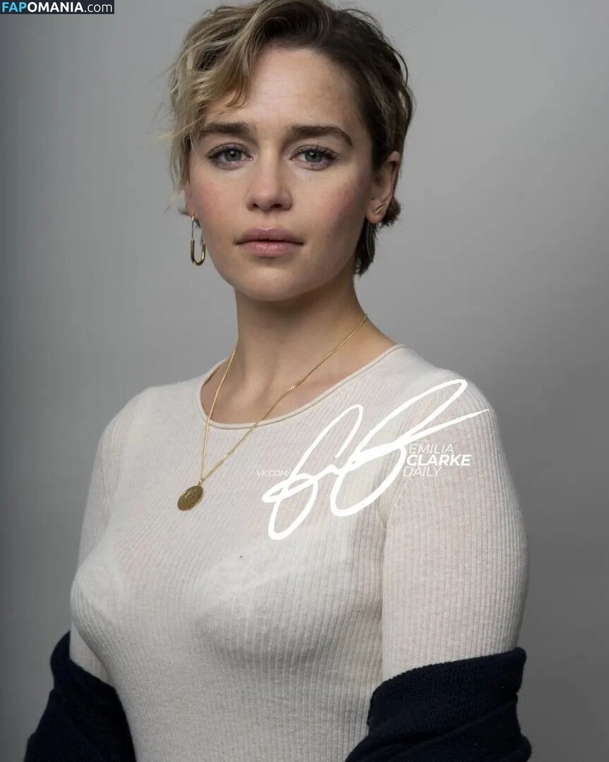 Emilia Clarke / clarkeyxo / emilia_clarke / emiliaclarke / emiliaclarkecentral / https: Nahý OnlyFans  Uniklá fotka #928