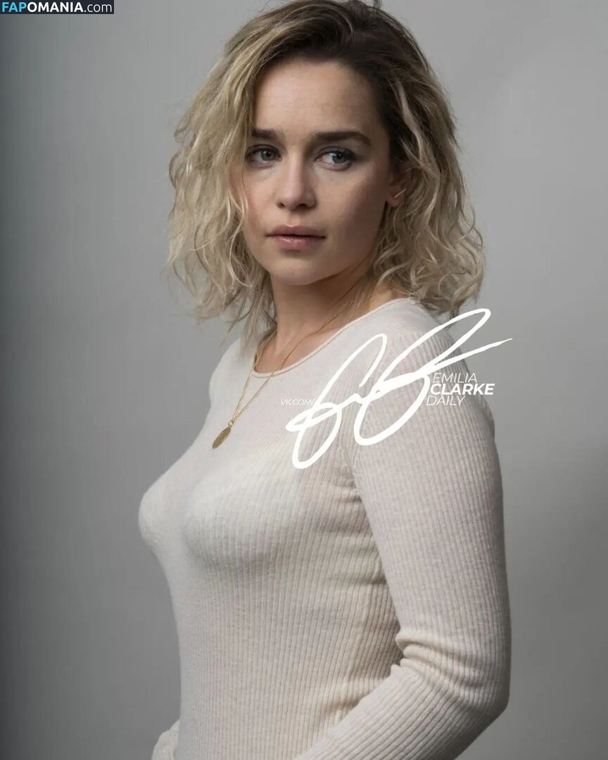 Emilia Clarke / clarkeyxo / emilia_clarke / emiliaclarke / emiliaclarkecentral / https: Nahý OnlyFans  Uniklá fotka #932