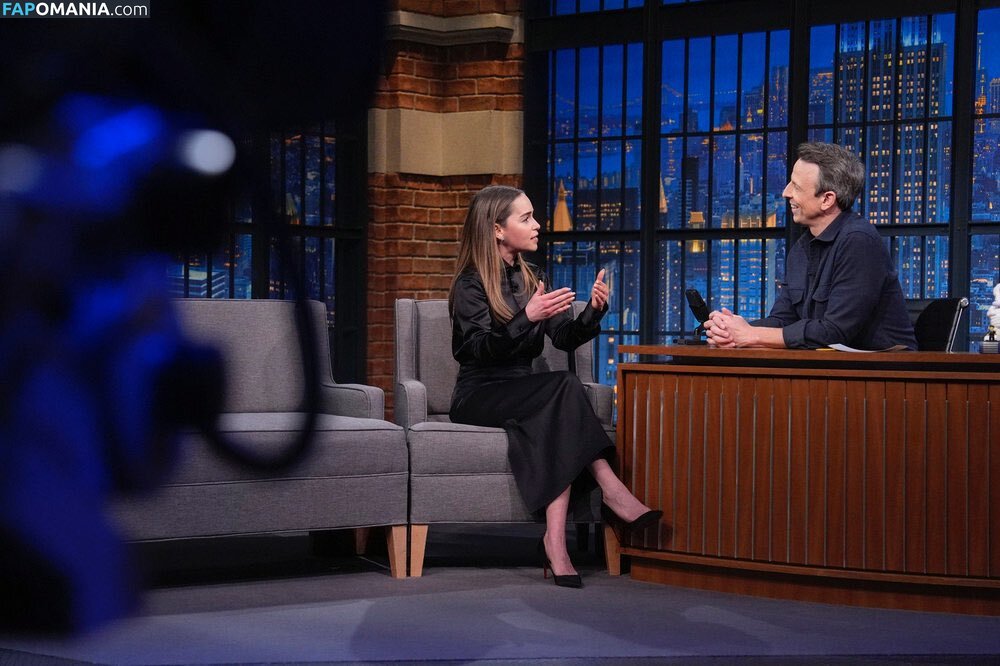 Emilia Clarke / clarkeyxo / emilia_clarke / emiliaclarke / emiliaclarkecentral / https: Nahý OnlyFans  Uniklá fotka #941