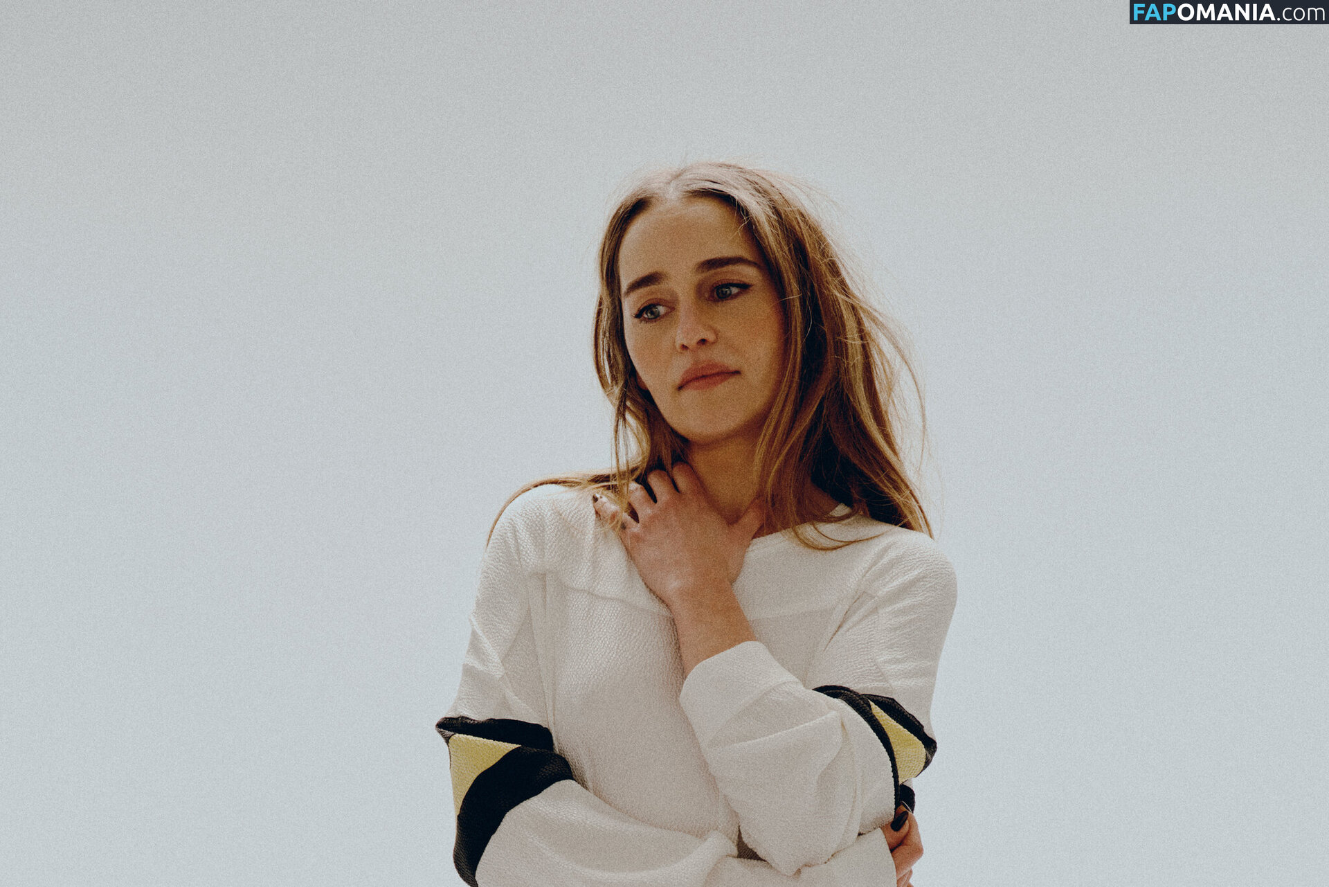 Emilia Clarke / clarkeyxo / emilia_clarke / emiliaclarke / emiliaclarkecentral / https: Nahý OnlyFans  Uniklá fotka #942