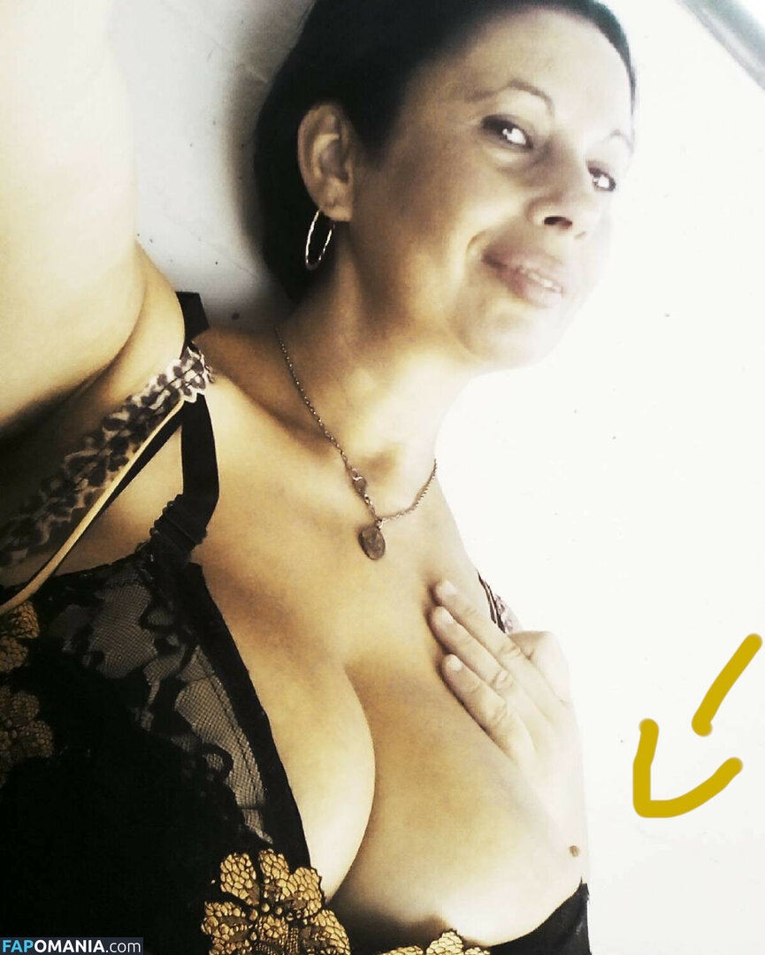 Emilia Di Giovanni / falena1971 Nahý OnlyFans  Uniklá fotka #1