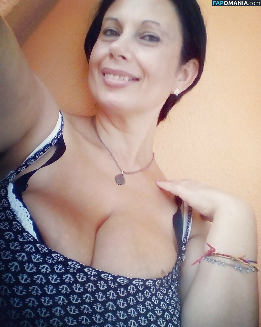 Emilia Di Giovanni / falena1971 Nahý OnlyFans  Uniklá fotka #5