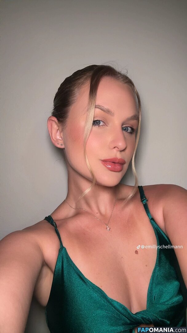 Emilly Schellmann / _emillyschellmann Nahý OnlyFans  Uniklá fotka #18