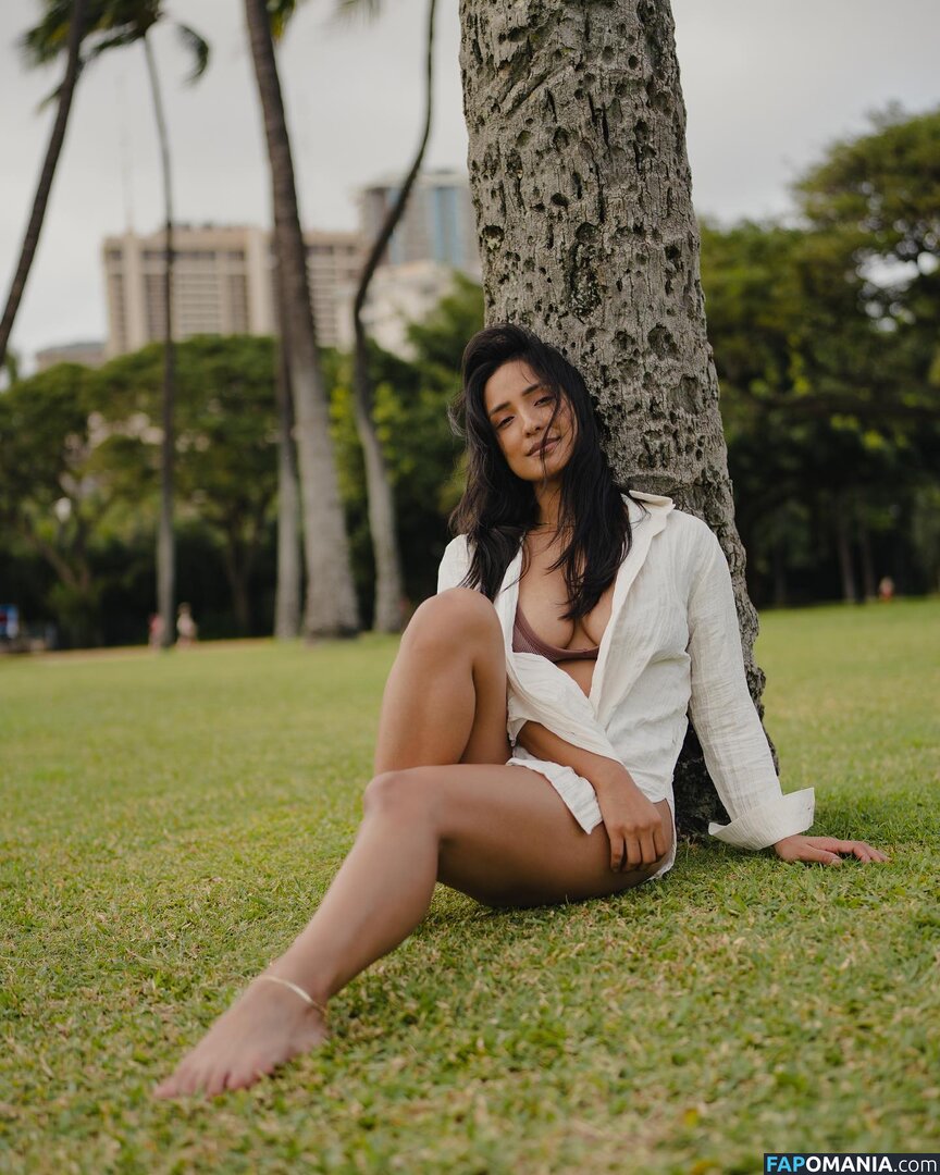 Emily Alabi / emilyalabi / https: Nahý OnlyFans  Uniklá fotka #1