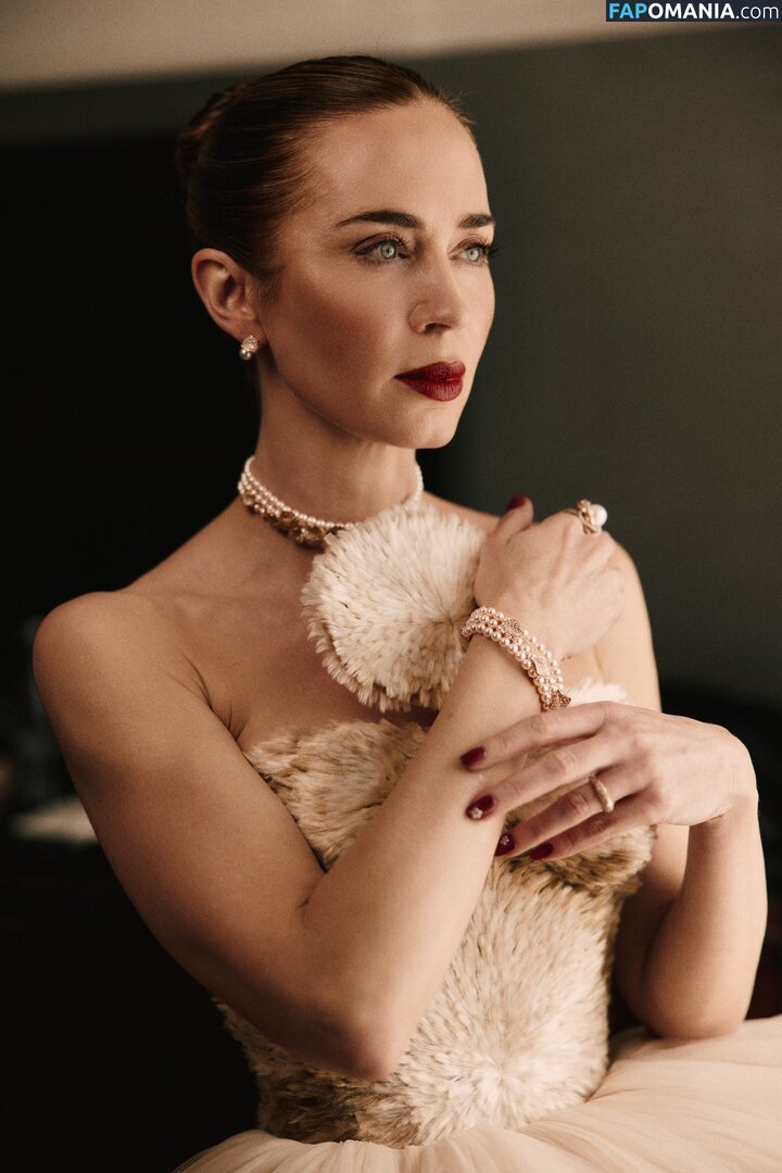 Emily Blunt / _emily_blunt_ / twogirlsoneblunt Nahý OnlyFans  Uniklá fotka #460