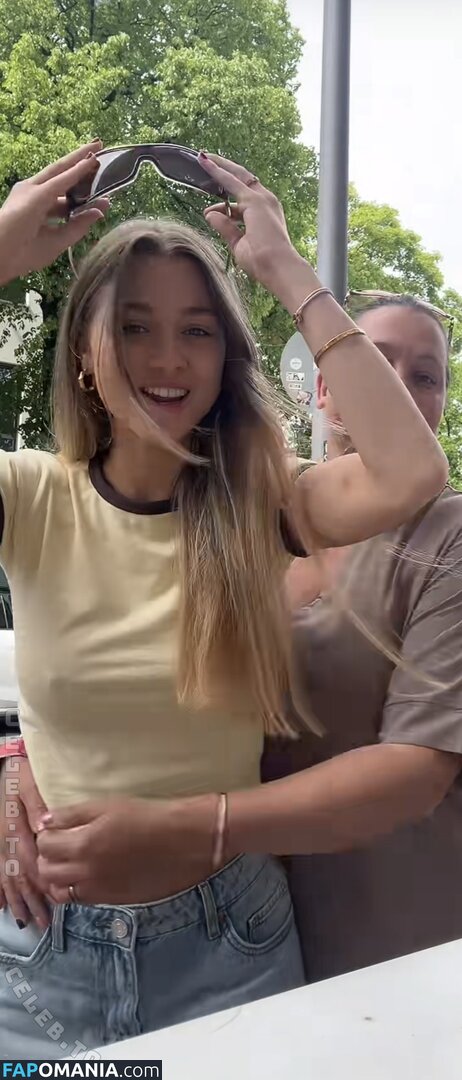 Emily Maurer / emilymaurer__ Nahý OnlyFans  Uniklá fotka #4