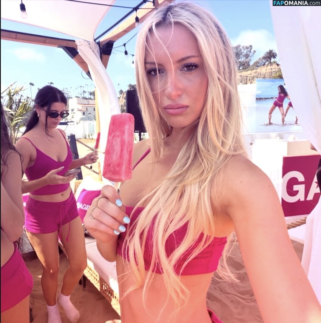 Emily Roman / emilyroman Nahý OnlyFans  Uniklá fotka #9
