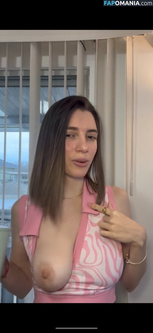 Emily Winterfell / emilysylraa / emilywinterfell / emilyxvirel / emilyxvirel... Nahý OnlyFans  Uniklá fotka #2