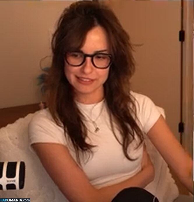 emilydaniellam / emilylynne / meilylol / valkyrae assistant Nahý OnlyFans  Uniklá fotka #1